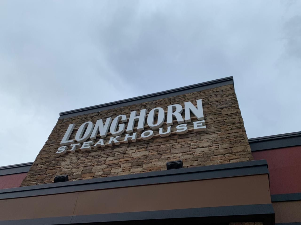 LongHorn Steakhouse holds grand opening News On Air