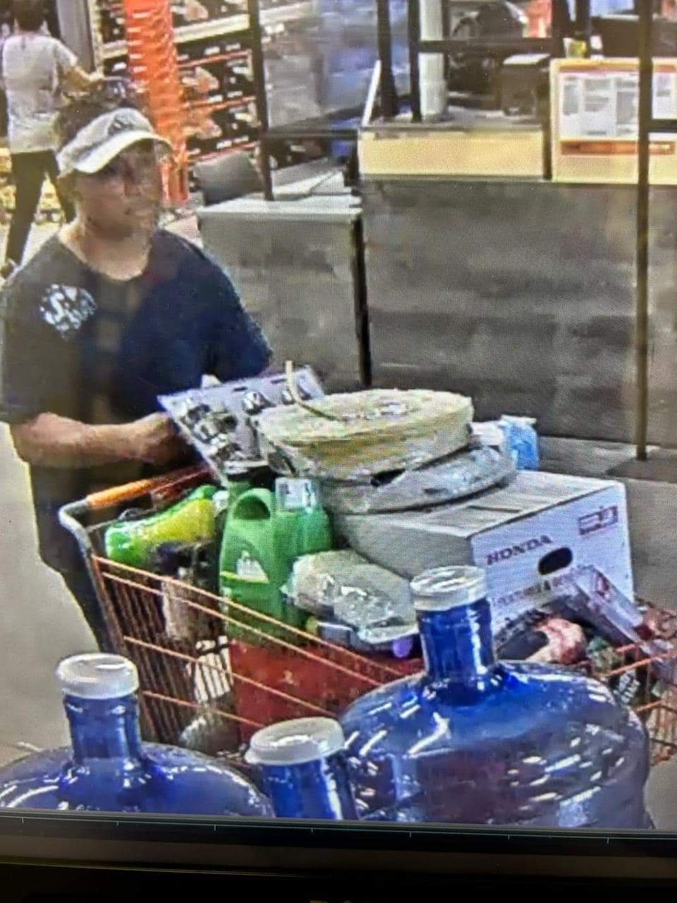 Armed man steals $5,000 worth of items from home depot - Vimarsana News