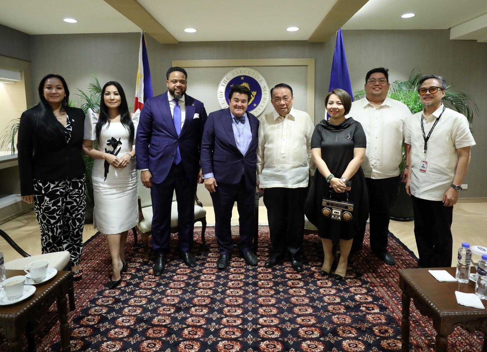 Chief Justice Torres leads delegation to Philippine Supreme Court, Malacañan Palace - Vimarsana News