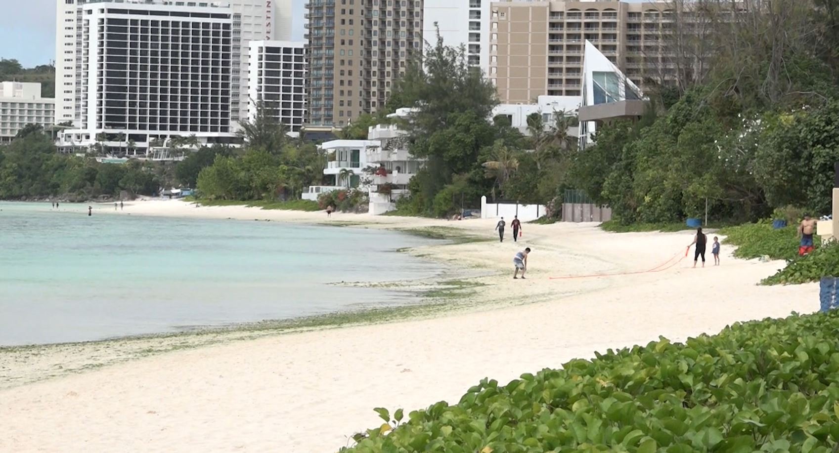 Lack of lifeguards puts beachgoers at risk
