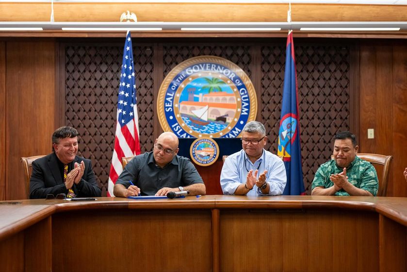 Courtesy: Facebook (@govlouguam)