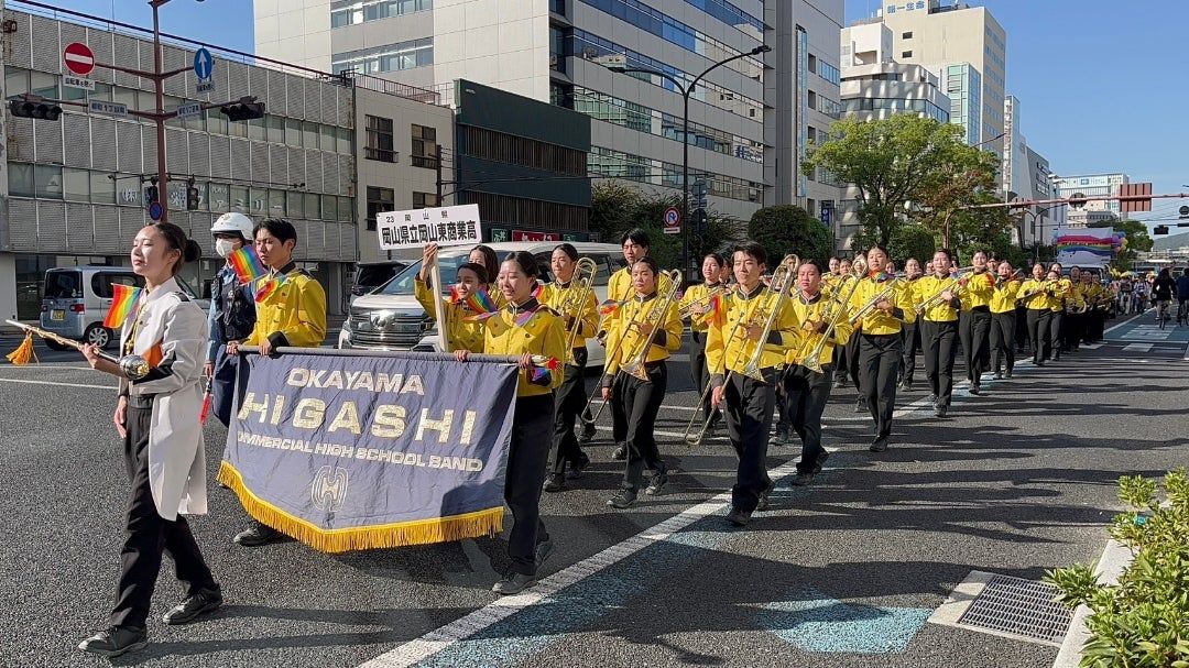 Okayama Higashi Commercial High School Friendship Concert brings international musical exchange